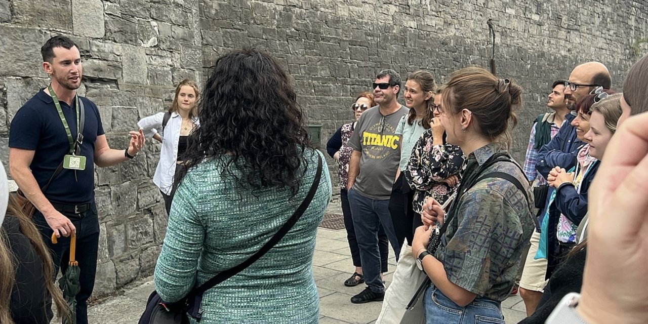 hidden gems tour group outside